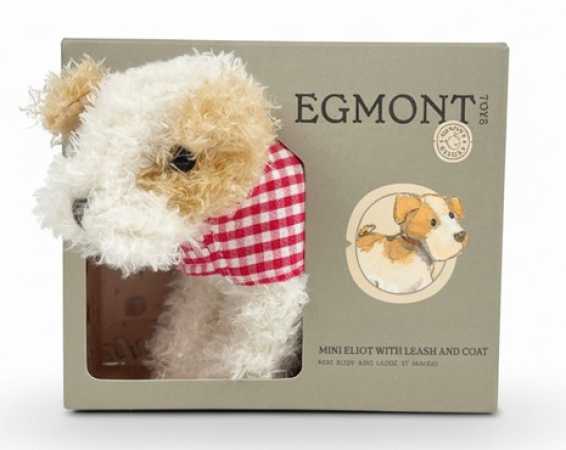 Hund Eliot klein mit Leine und Mantel