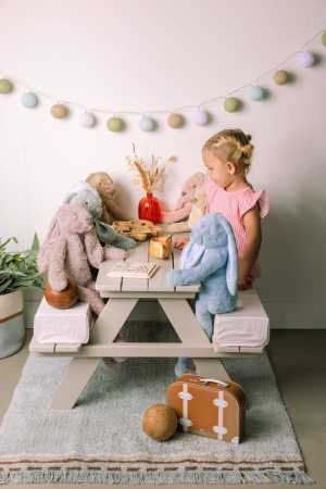 Big Blue Graphic Hase Richie 58 cm