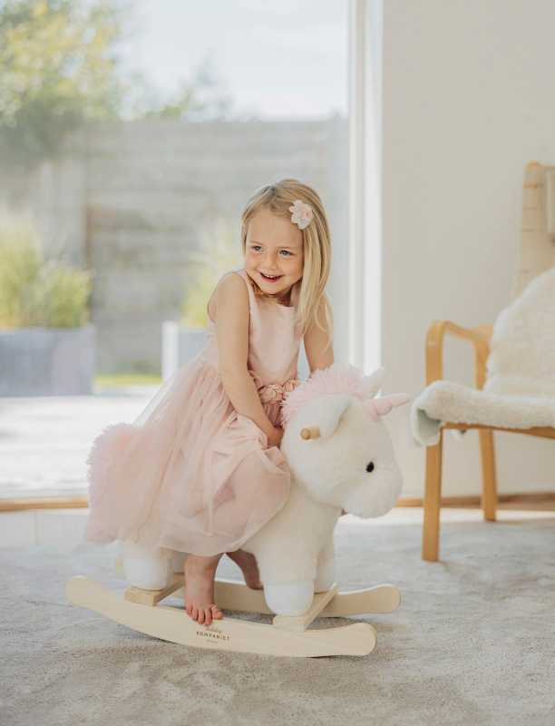 Schaukeltier Einhorn