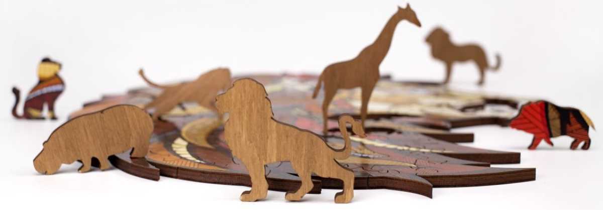 Holzpuzzle Panther mit Spieltieren