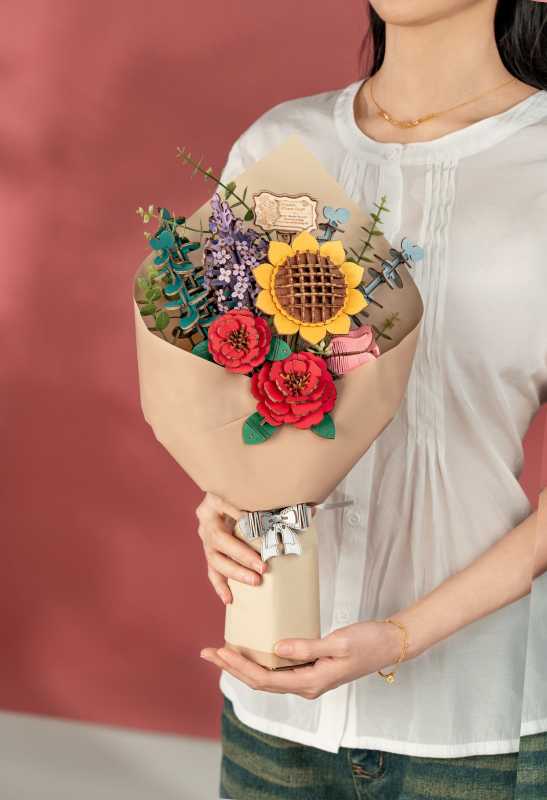 Holzbausatz 'BLUMENSTRAUSS'